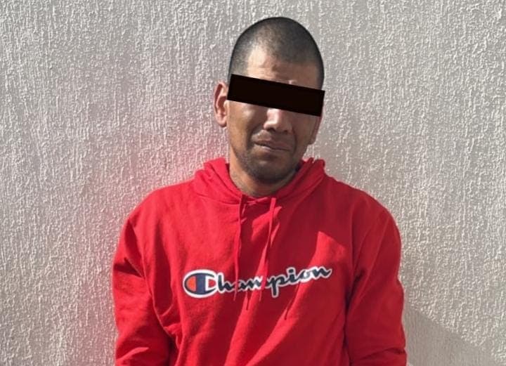 Detienen a hombre con machete en Villas de las Fuentes - imagen de origen